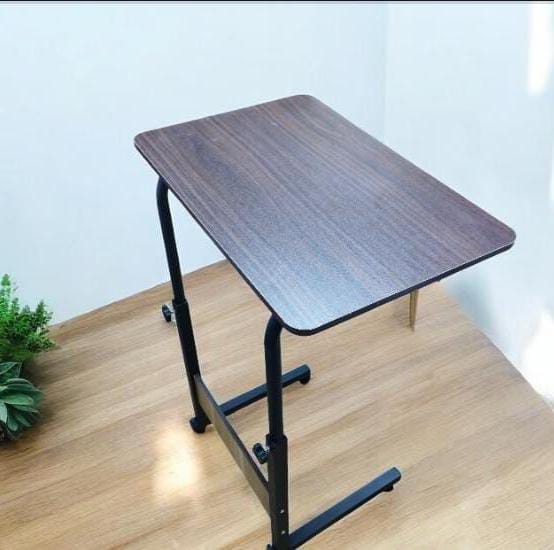 MESA AUXILIAR CON RUEDAS